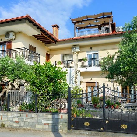 Zeyia Apartment Ierissos Exterior photo